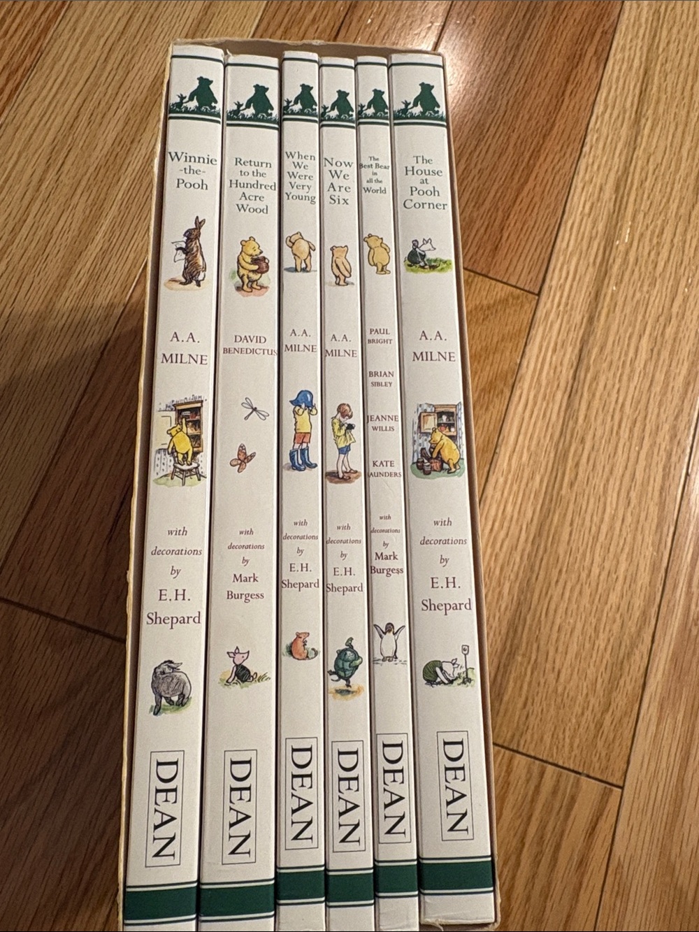 Winnie-the-Pooh: The Complete Collection — Cream Edition